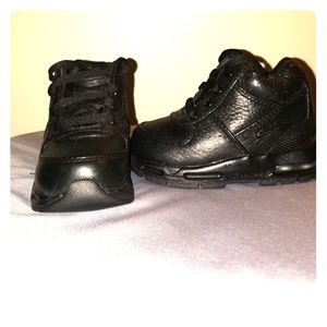 Black leather ACG Nike boots